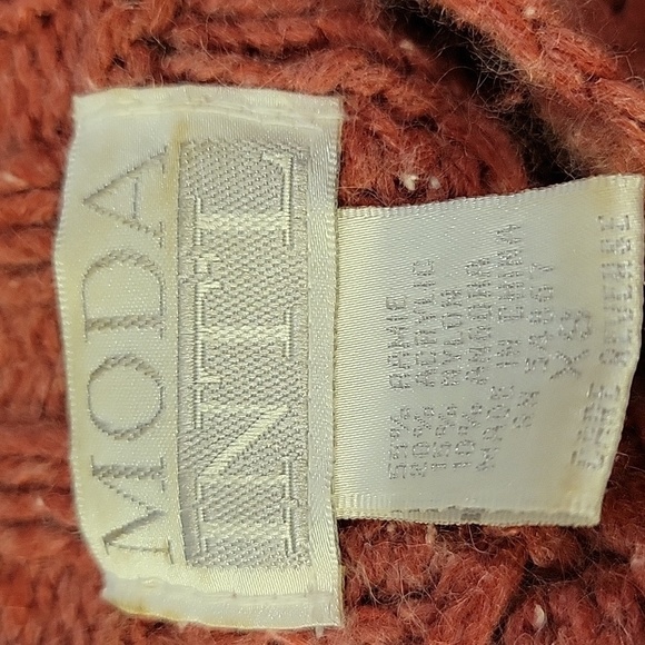 MODA INT'L xs v neck mauve sweater. Comfy and soft! - Picture 4 of 5